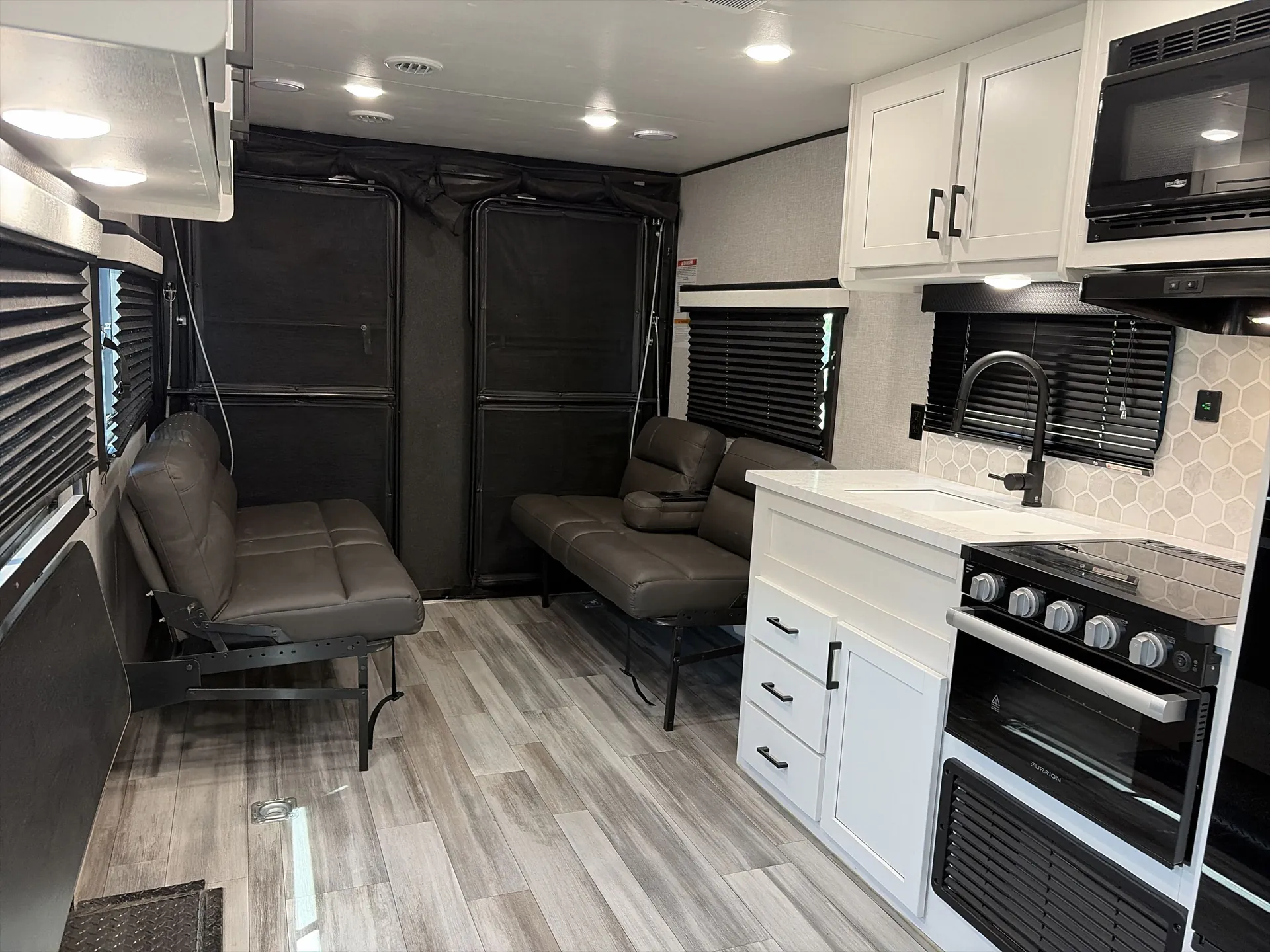 2024 Jayco Jay Flight 265TH — living area main