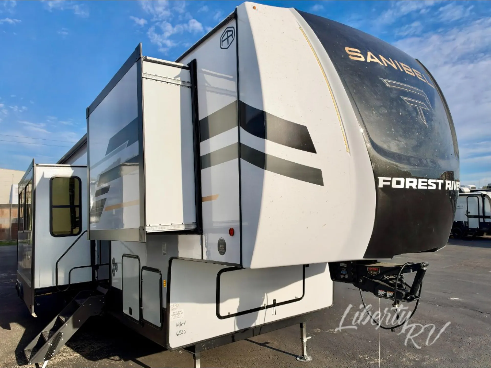 2027 Forest River Sanibel 39HYBRID - Photo 3