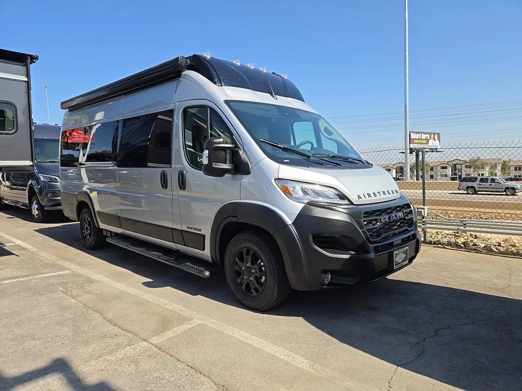 2026 Airstream Interstate 19GTX - Photo 4