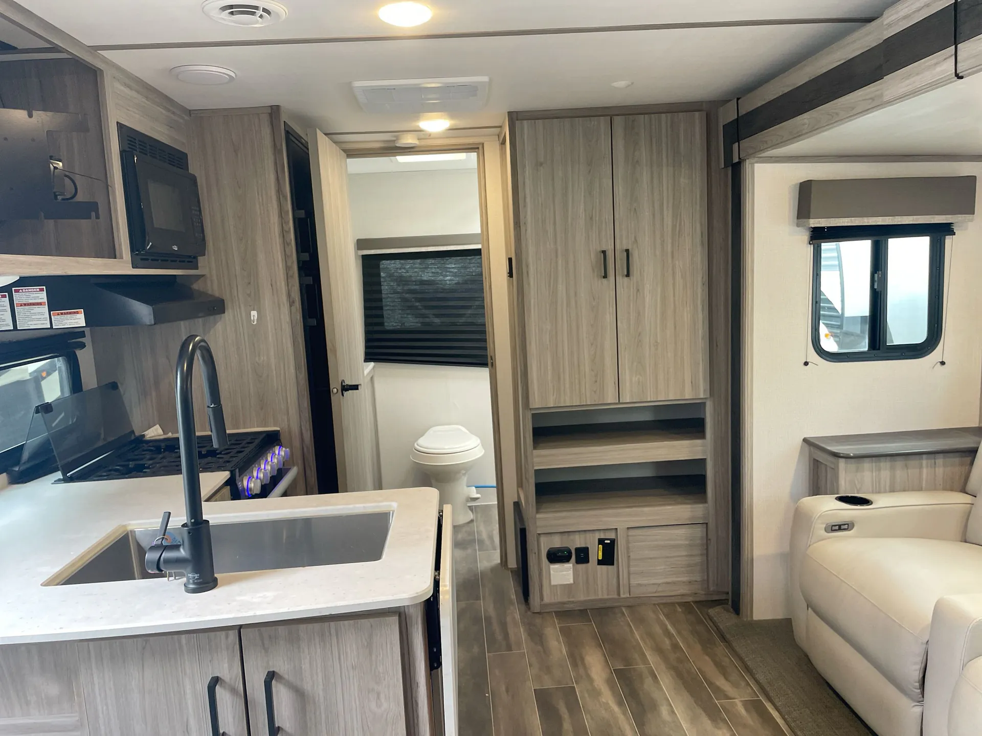 2022 Keystone Passport SL Series 189RB — living area main