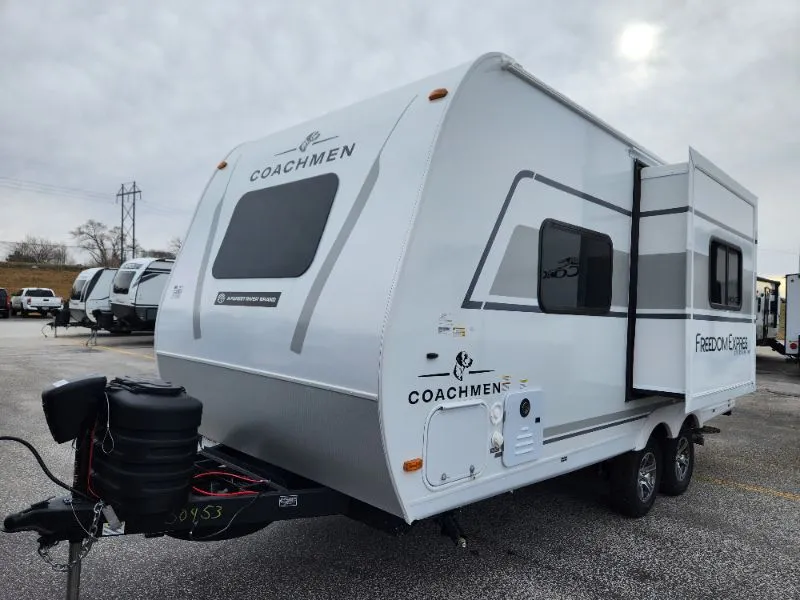 2025 Coachmen Freedom Express Select 18SE - Photo 4