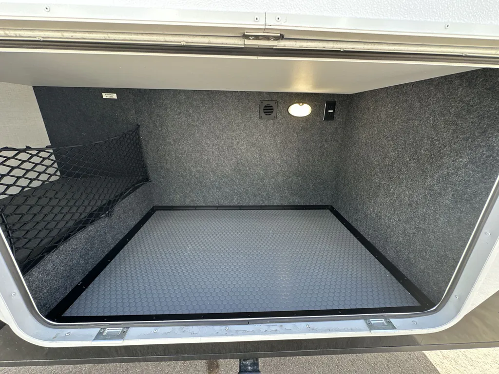 2026 Brinkley Model I 294, Photos photo 2