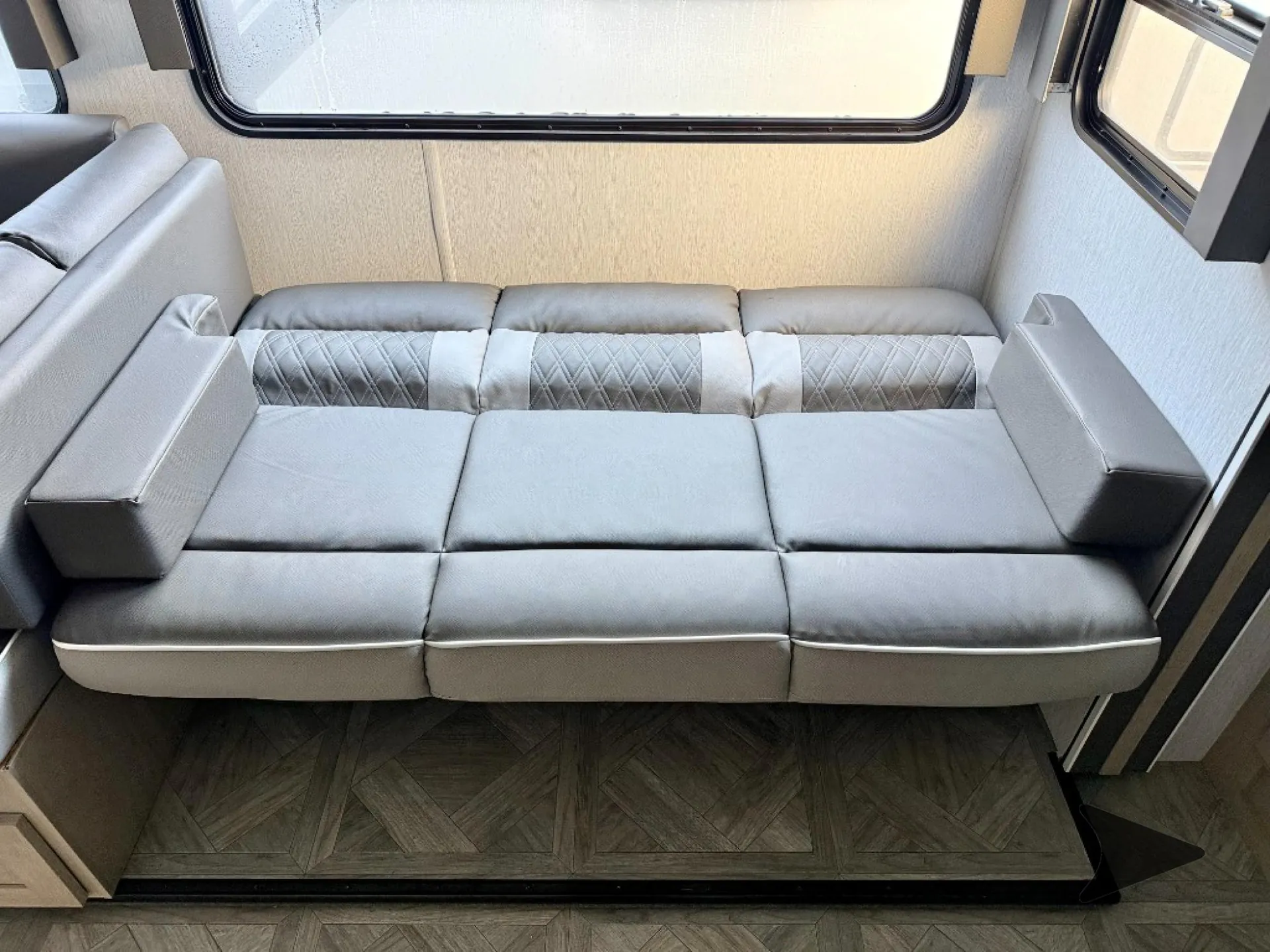 2023 Forest River Wildwood X-Lite 263BHXL — Photo 6