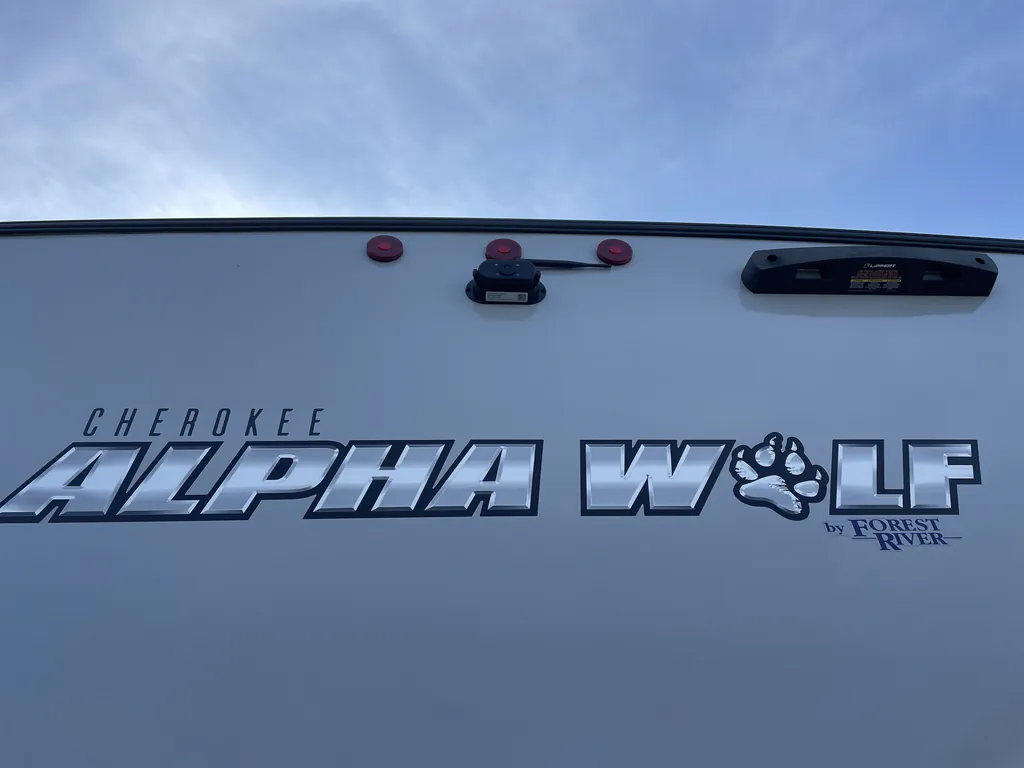 2023 Forest River Cherokee Alpha Wolf 30RDB-L, Photos photo 23