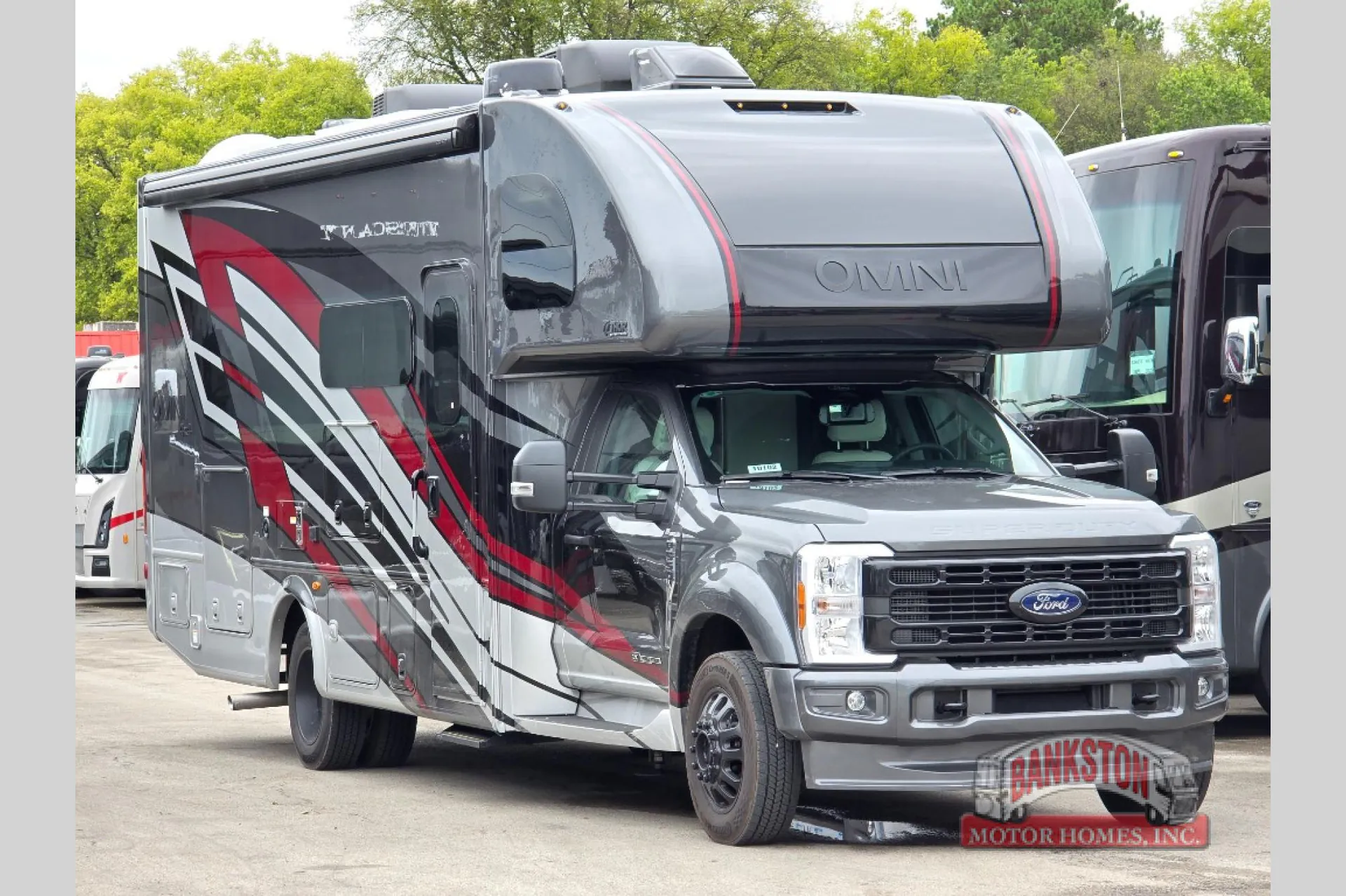 2025 Thor Motor Coach Omni AX29 - Photo 2