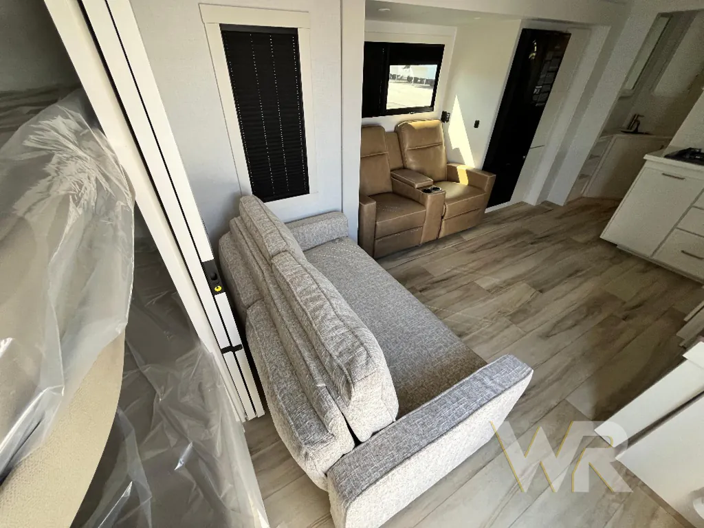 2026 Brinkley Model I 294, Photos photo 12