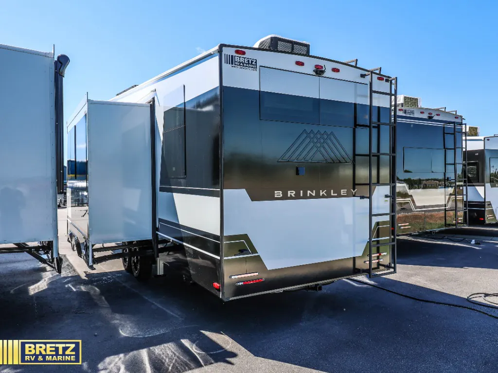 2026 Brinkley Model Z 2810, Photos photo 5