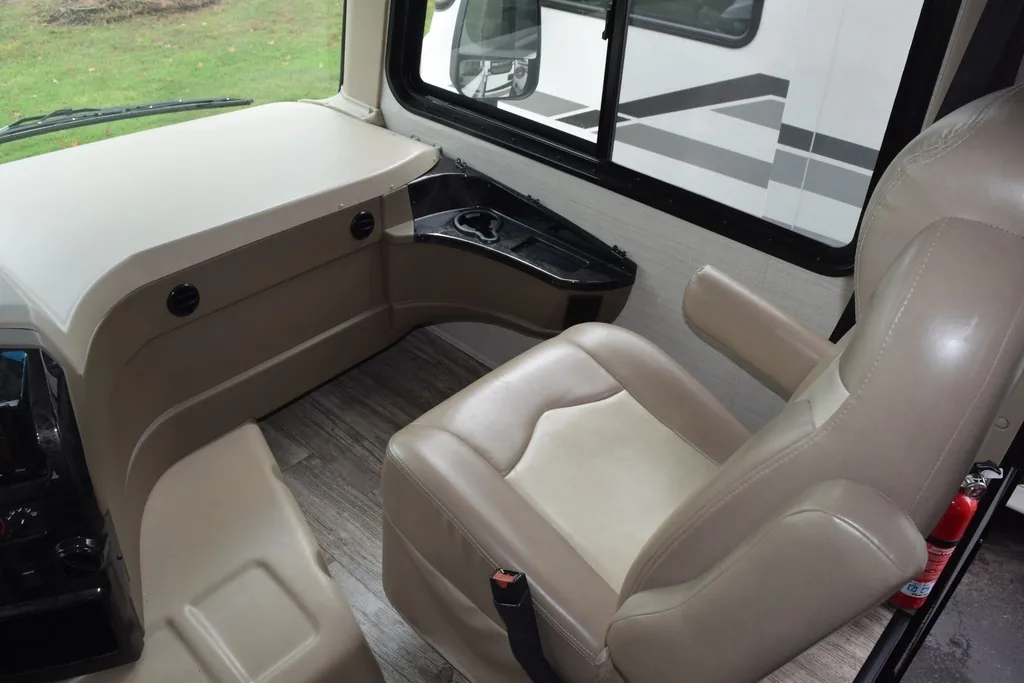 2018 Jayco Alante 31V, Photos photo 12