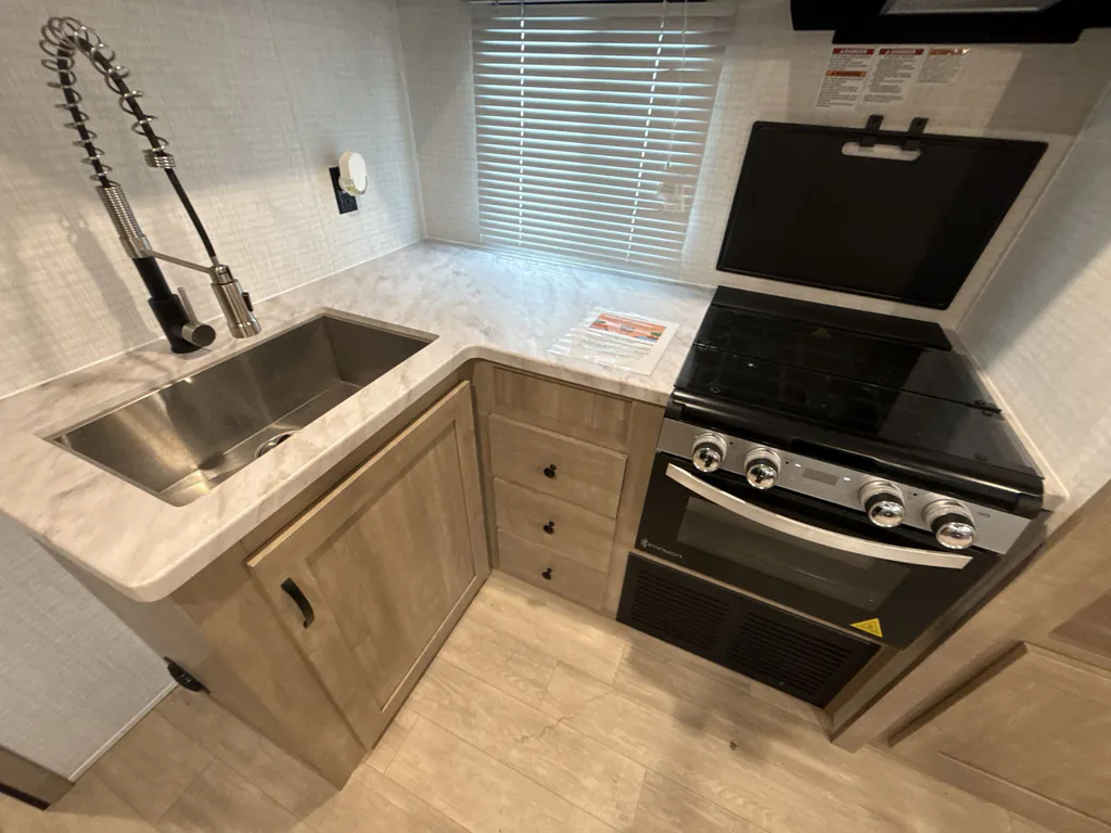 2025 Forest River Solaire 2430BHS, Photos photo 8