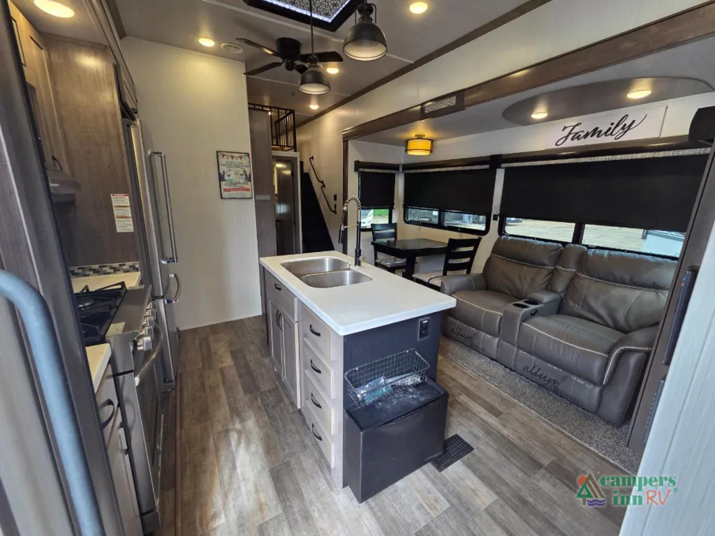 2021 Forest River Cedar Creek 355LF, Photos photo 21