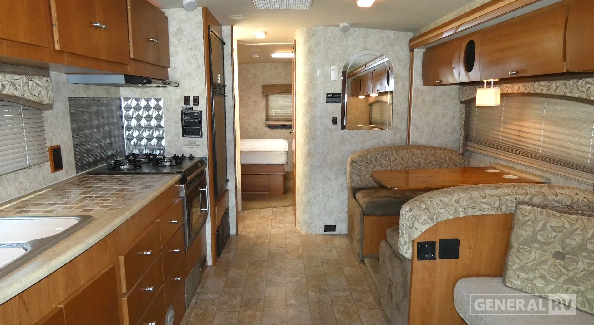 2009 Winnebago OUTLOOK 30D - Photo 2