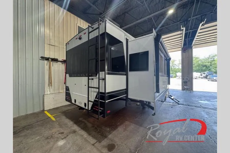 2027 Brinkley Model Z 2900 - Photo 3