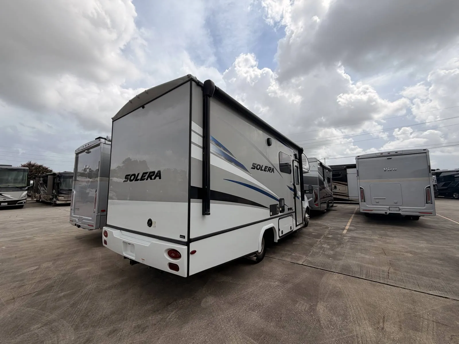 2023 Forest River Solera 24SRC - Photo 4