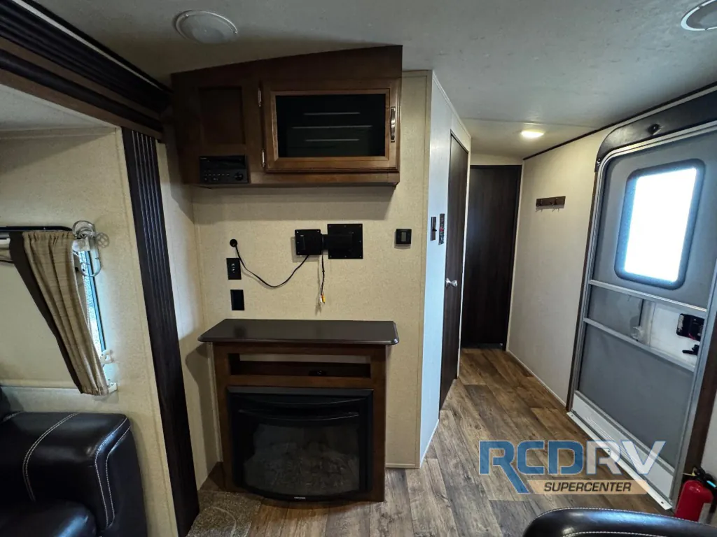 2017 Forest River Salem Hemisphere Lite 282RK, Photos photo 23