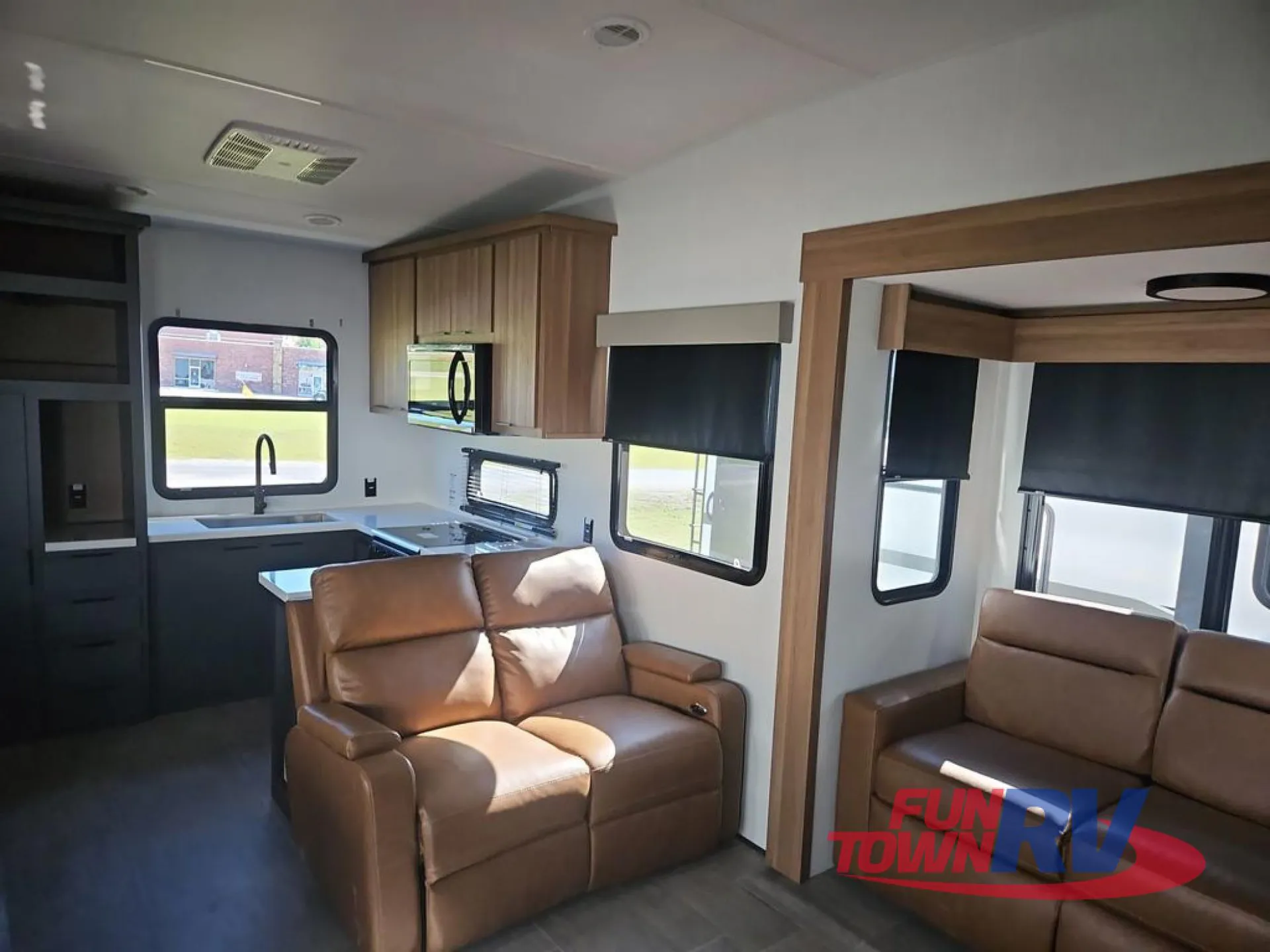 2025 Heartland Corterra CT 3.7 - Photo 4