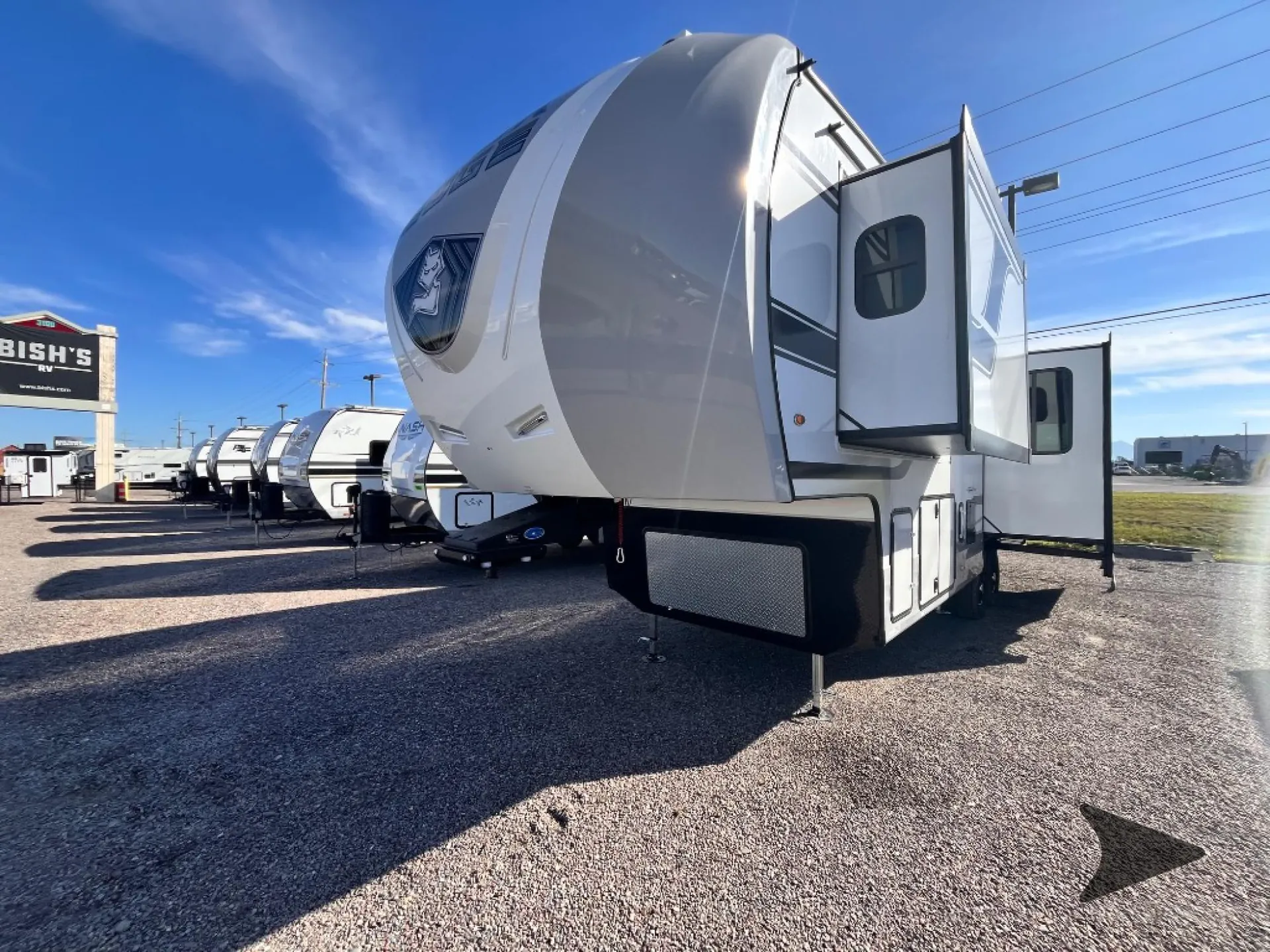 2027 Northwood Arctic Fox Edge 295RL - Photo 4