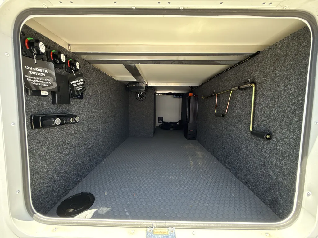 2026 Brinkley Model I 294, Photos photo 23