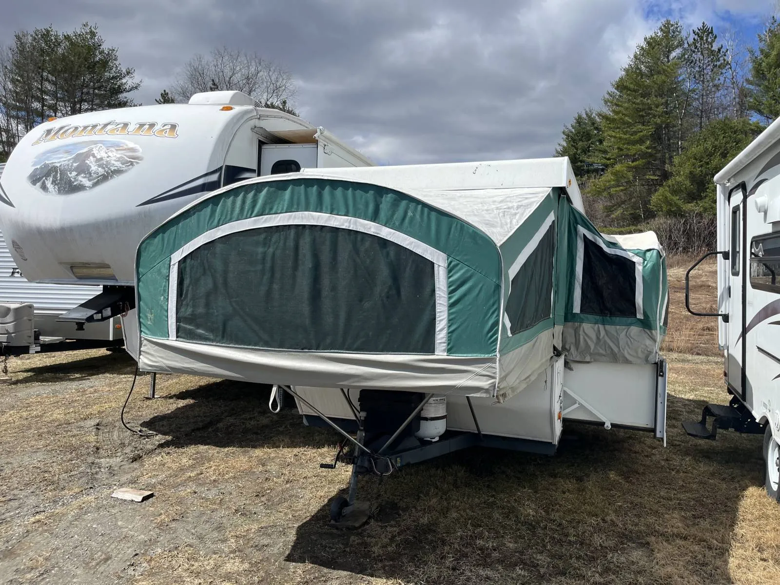2001 Coachmen CLIPPER 1265 - Photo 4