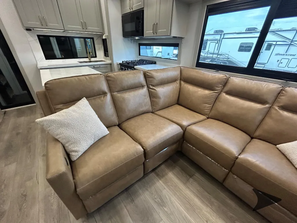 2025 Brinkley Model G 3250, Photos photo 34