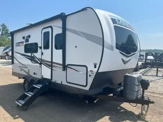 2022 Forest River Rockwood Mini Lite 2104S - Photo 2