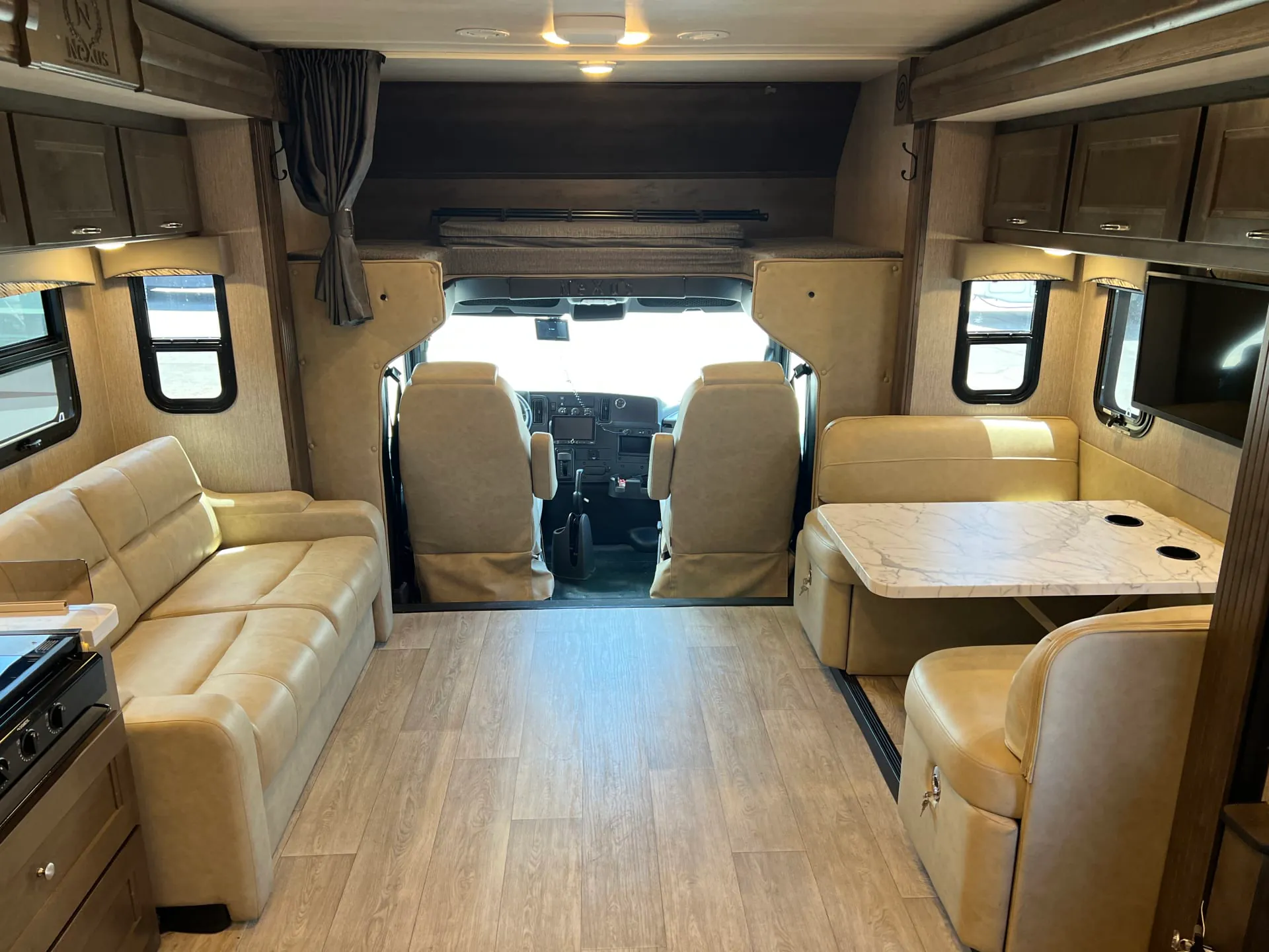 2023 Nexus Wraith 33W - Photo 4