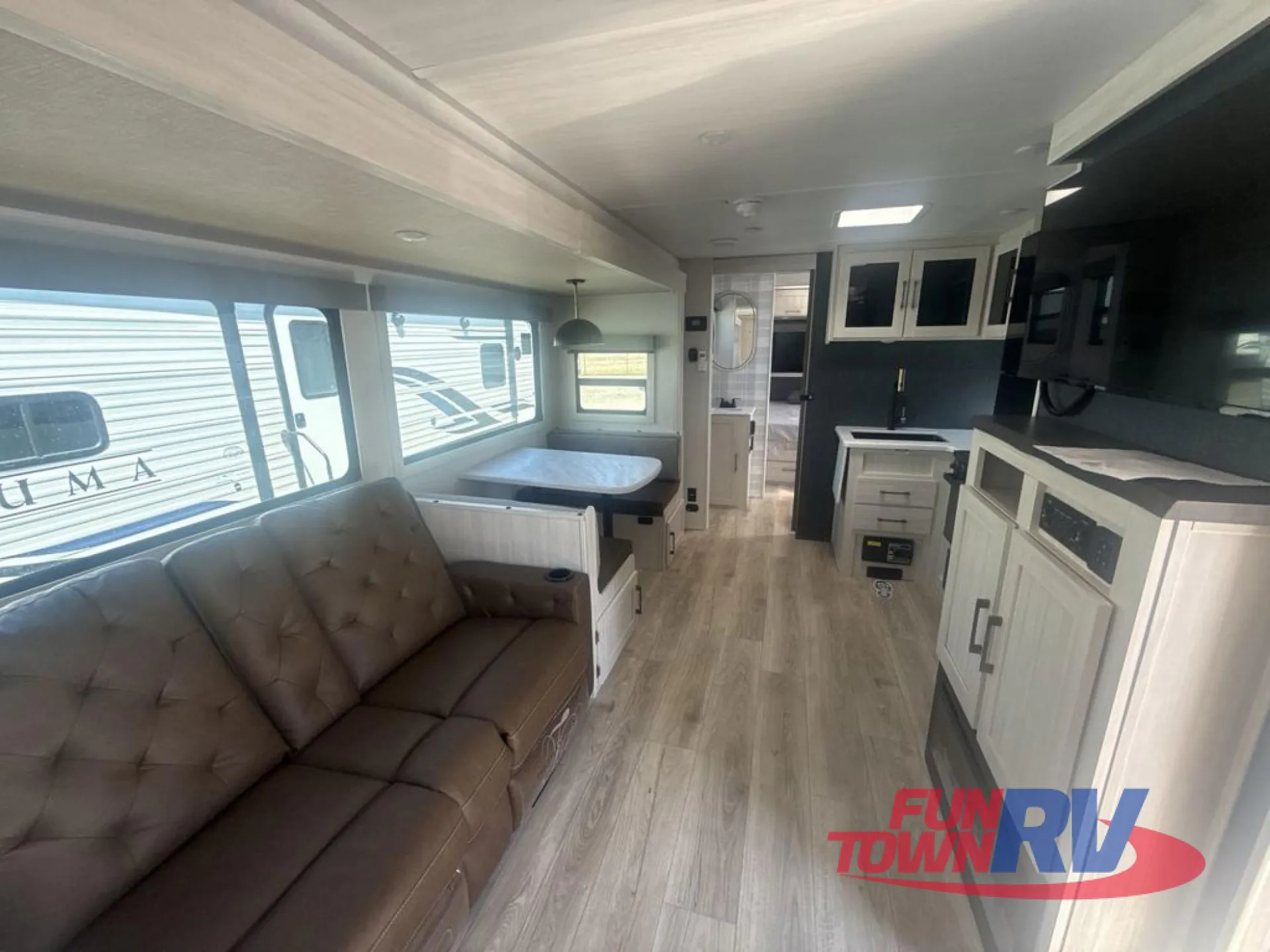 2026 Forest River Surveyor Legend 303BHLE — Photo 7