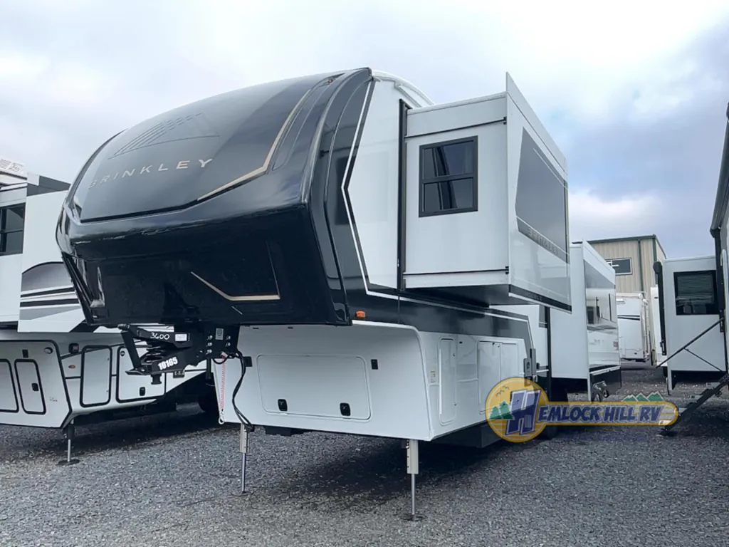 2026 Brinkley Model Z 3600, Photos photo 3