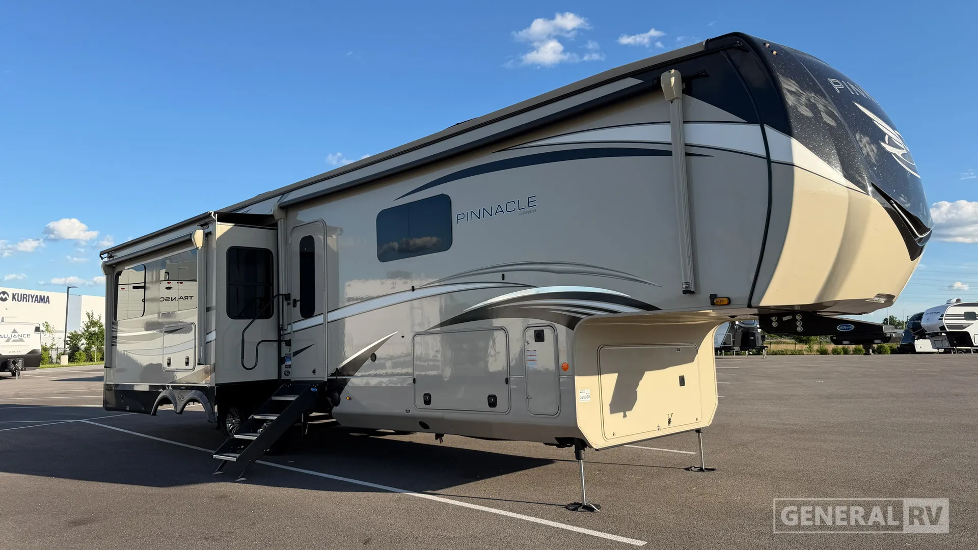 2021 Jayco Pinnacle 36FBTS - Photo 2
