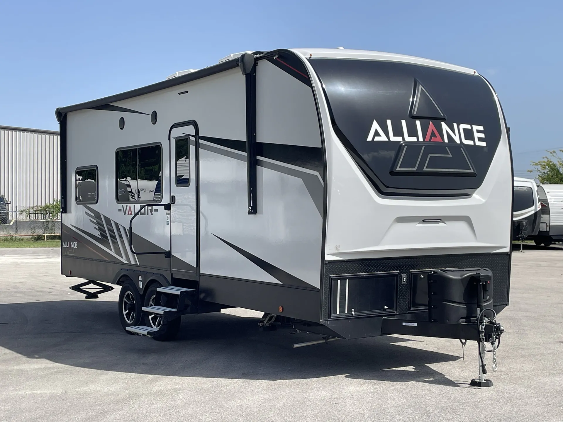 2023 Alliance RV Valor 21T15 - Photo 2