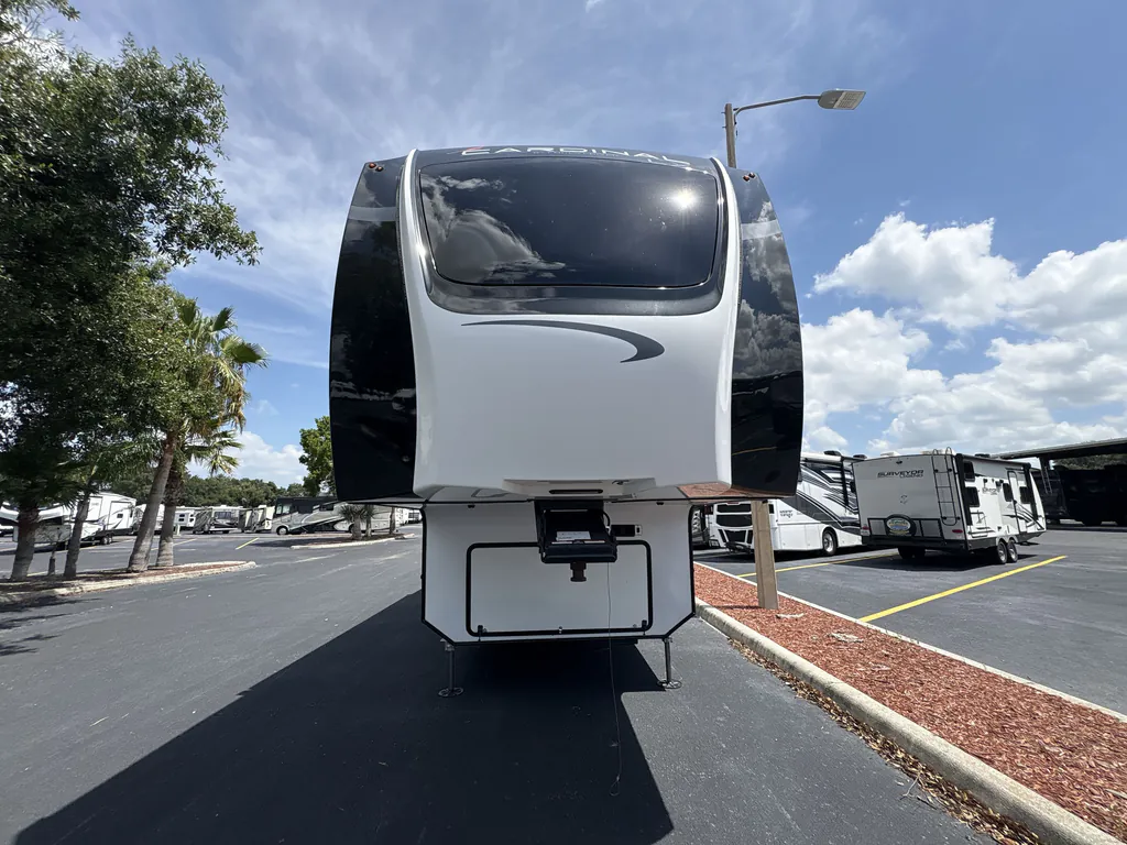 2022 Forest River Cardinal Luxury 380RLX, Photos photo 4