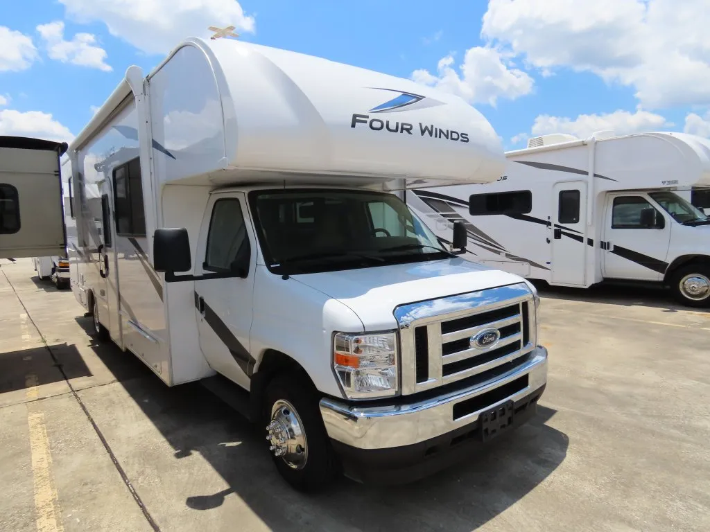 2025 Thor Motor Coach Four Winds 28Z - Photo 2