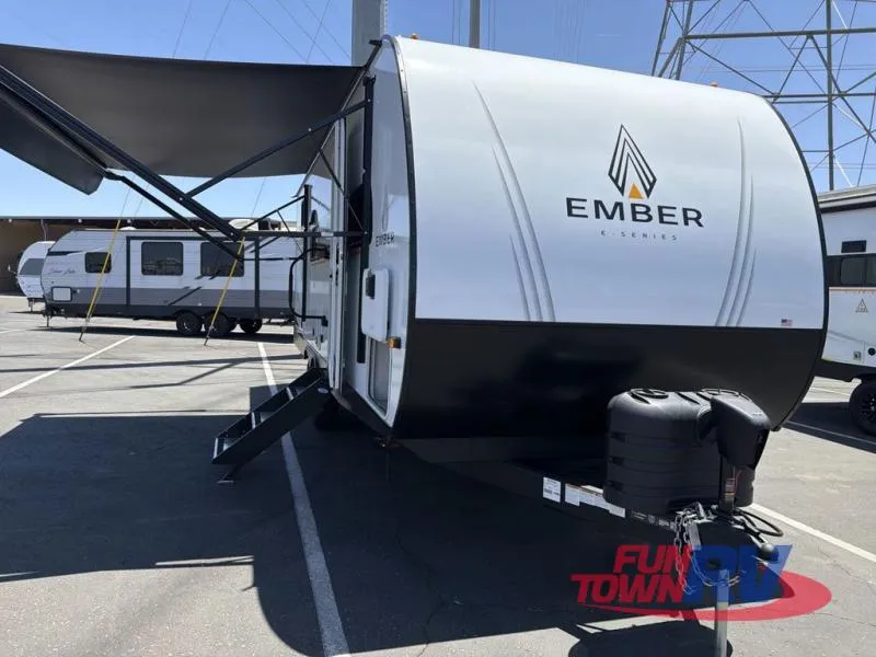 2026 Ember RV E-Series 22ETS - Photo 3