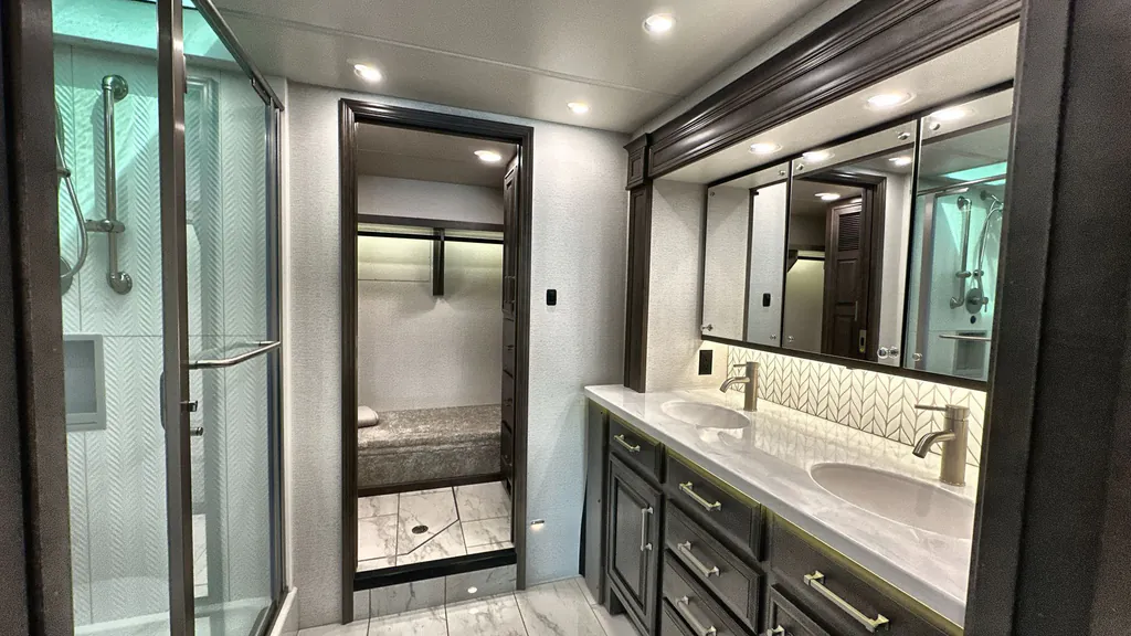 2026 Entegra Coach Aspire 44D, Photos photo 20