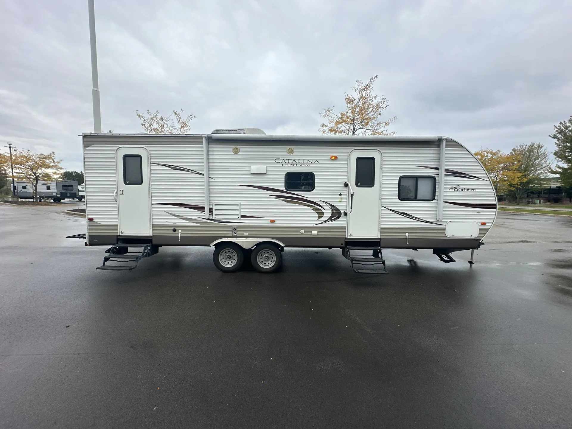 2014 Coachmen Catalina Deluxe 29DDS — living area main