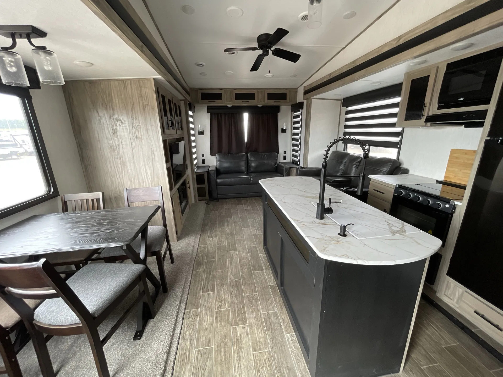 2021 Forest River Cherokee Arctic Wolf 3550 SUITE — living area main