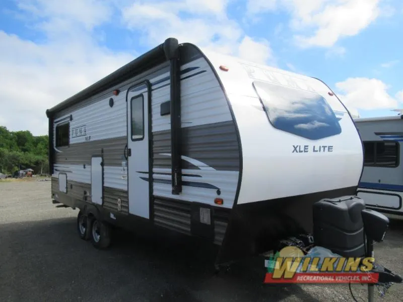 2021 Palomino Puma XLE Lite 22FKC - Photo 2