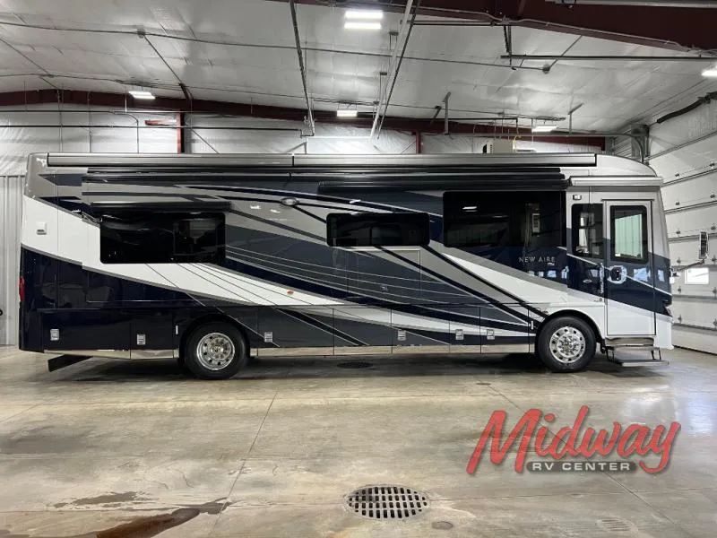 2026 Newmar New Aire 3543 - Photo 2