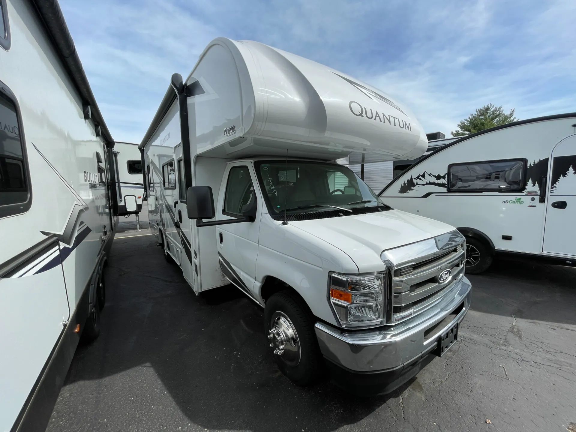 2026 Thor Motor Coach Quantum LZ25 - Photo 2