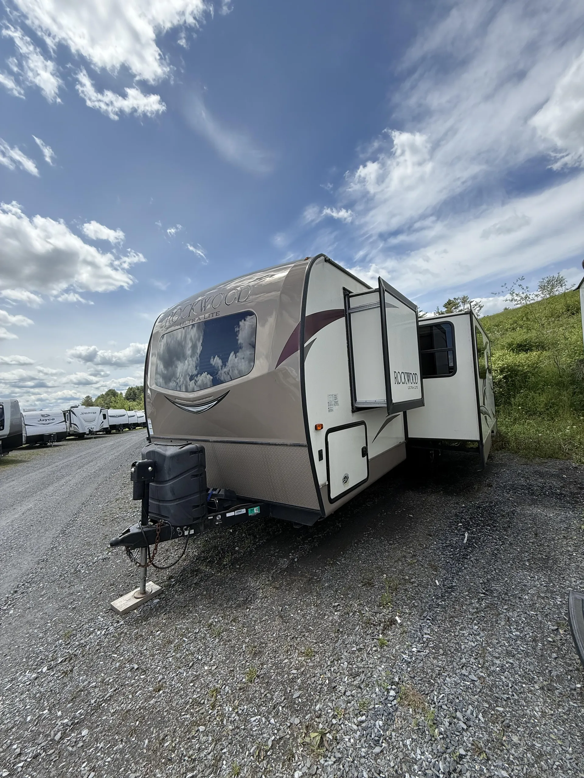 2018 Forest River Rockwood Ultra Lite 2606WS - Photo 2