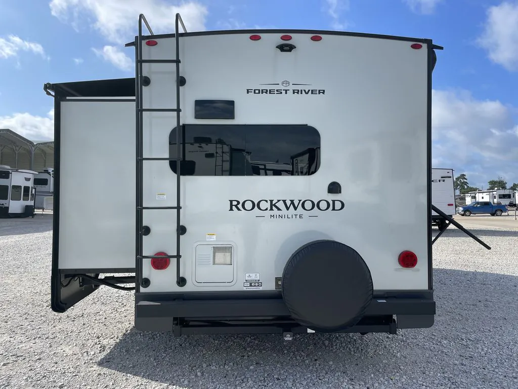2026 Forest River Rockwood Mini Lite 2515S — Photo 6