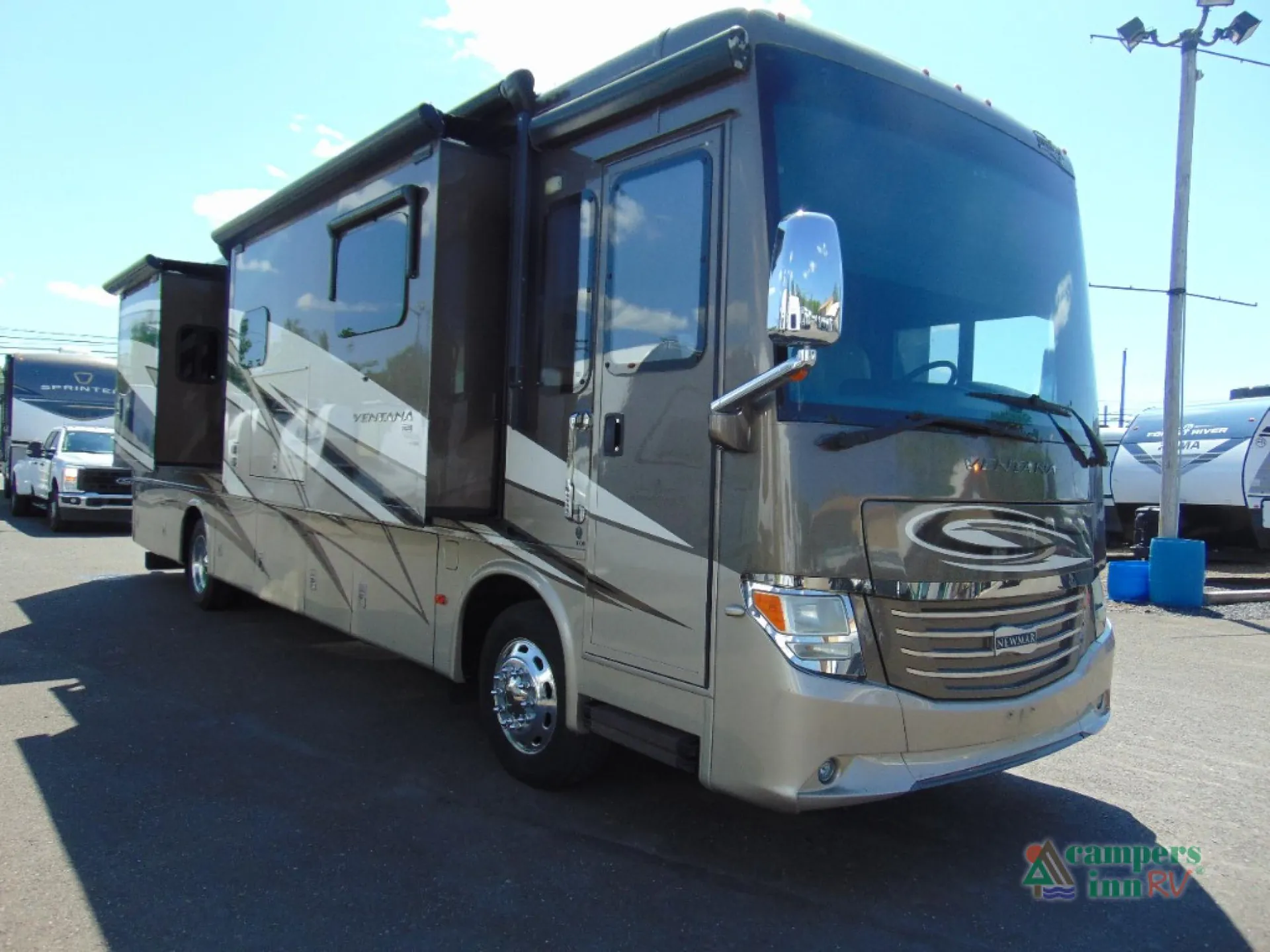 2017 Newmar Ventana 3709 - Photo 3