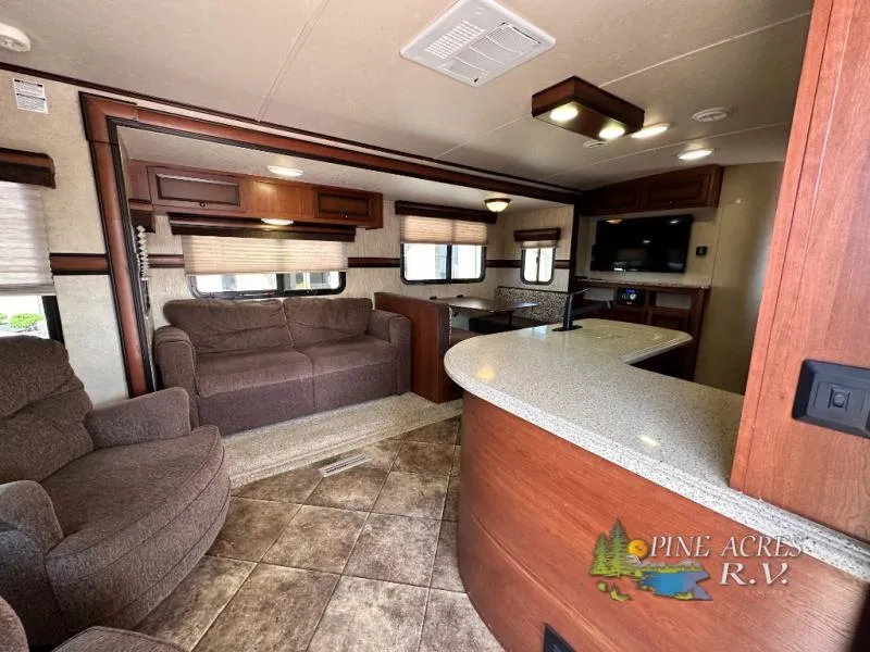 2015 Palomino SolAire Ultra Lite 297RLDS - Photo 2