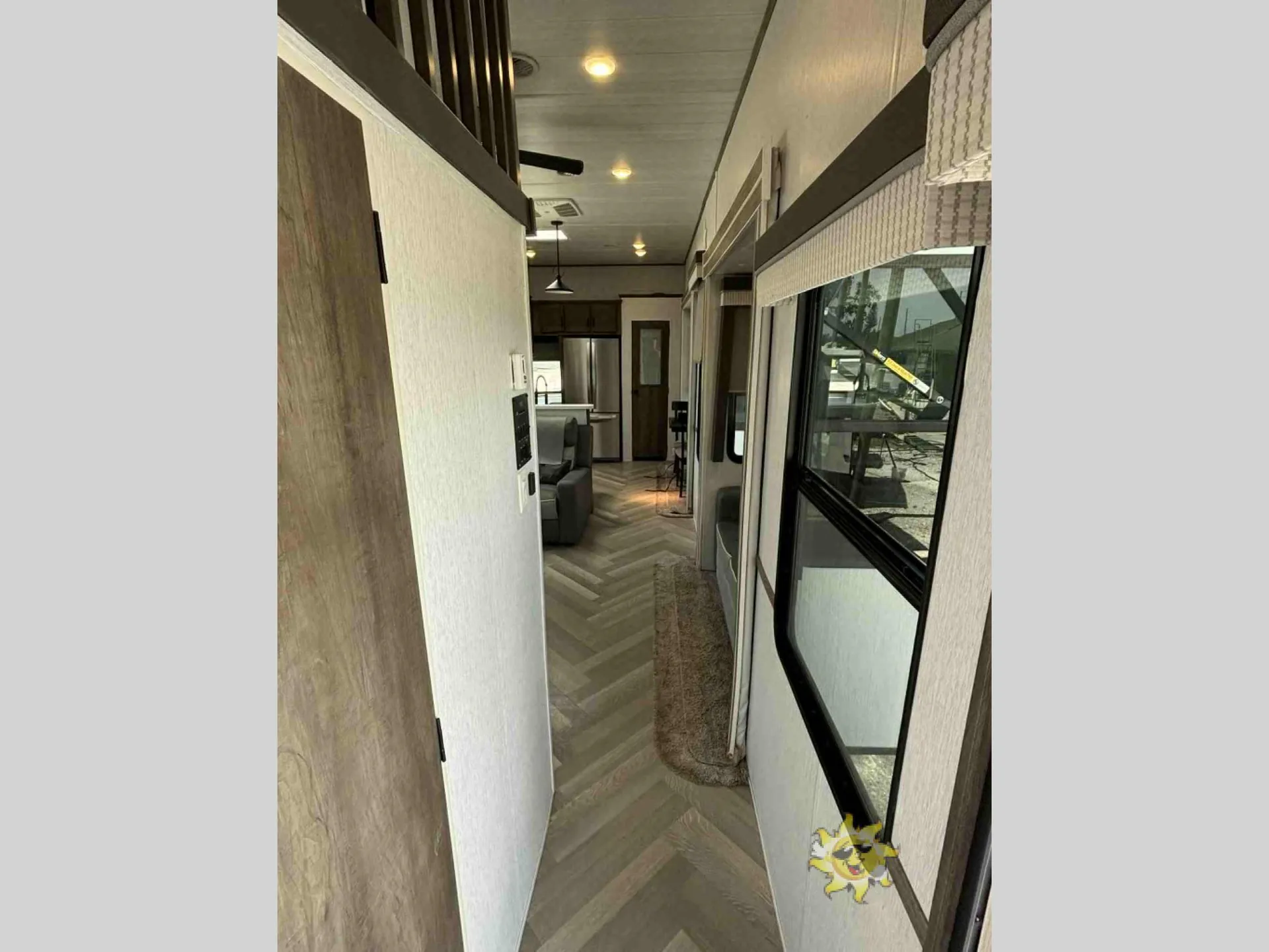 2022 Forest River Salem Grand Villa 42FK - Photo 3
