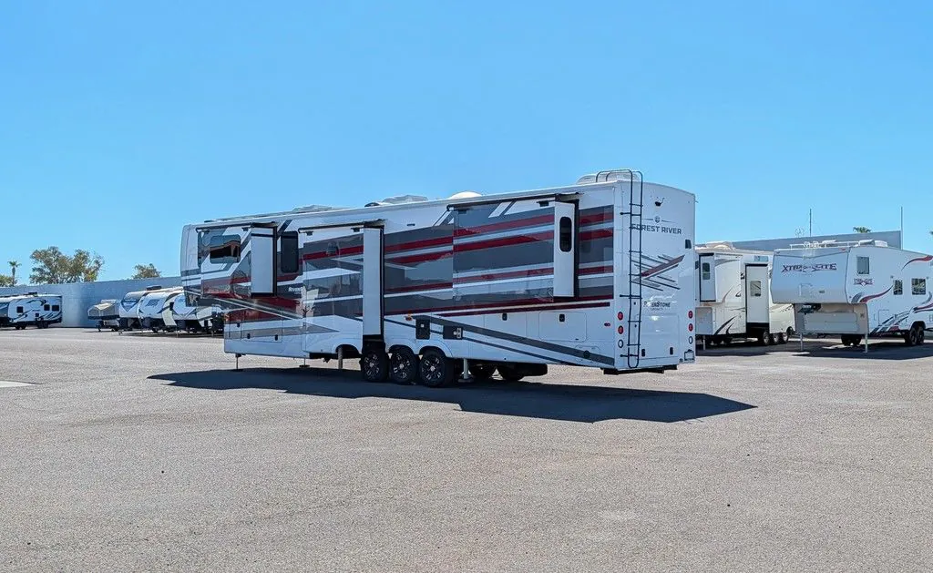 2025 Forest River RiverStone 425FO — Photo 6