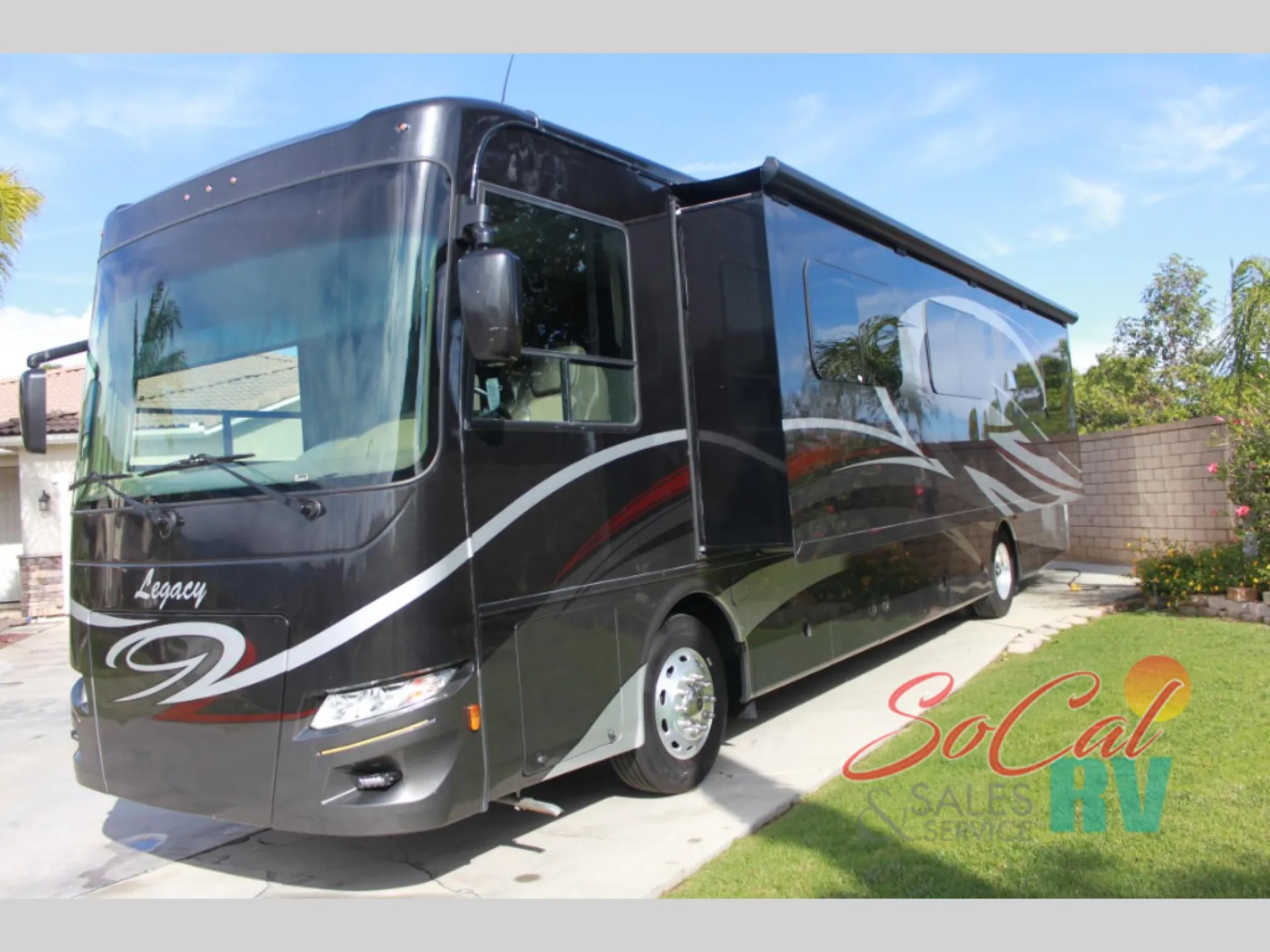 2018 Forest River Legacy 360RB - Photo 4