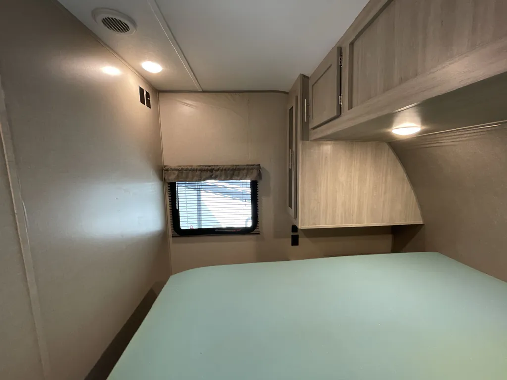2022 Coachmen Catalina Legacy Edition 243RBS, Photos photo 16
