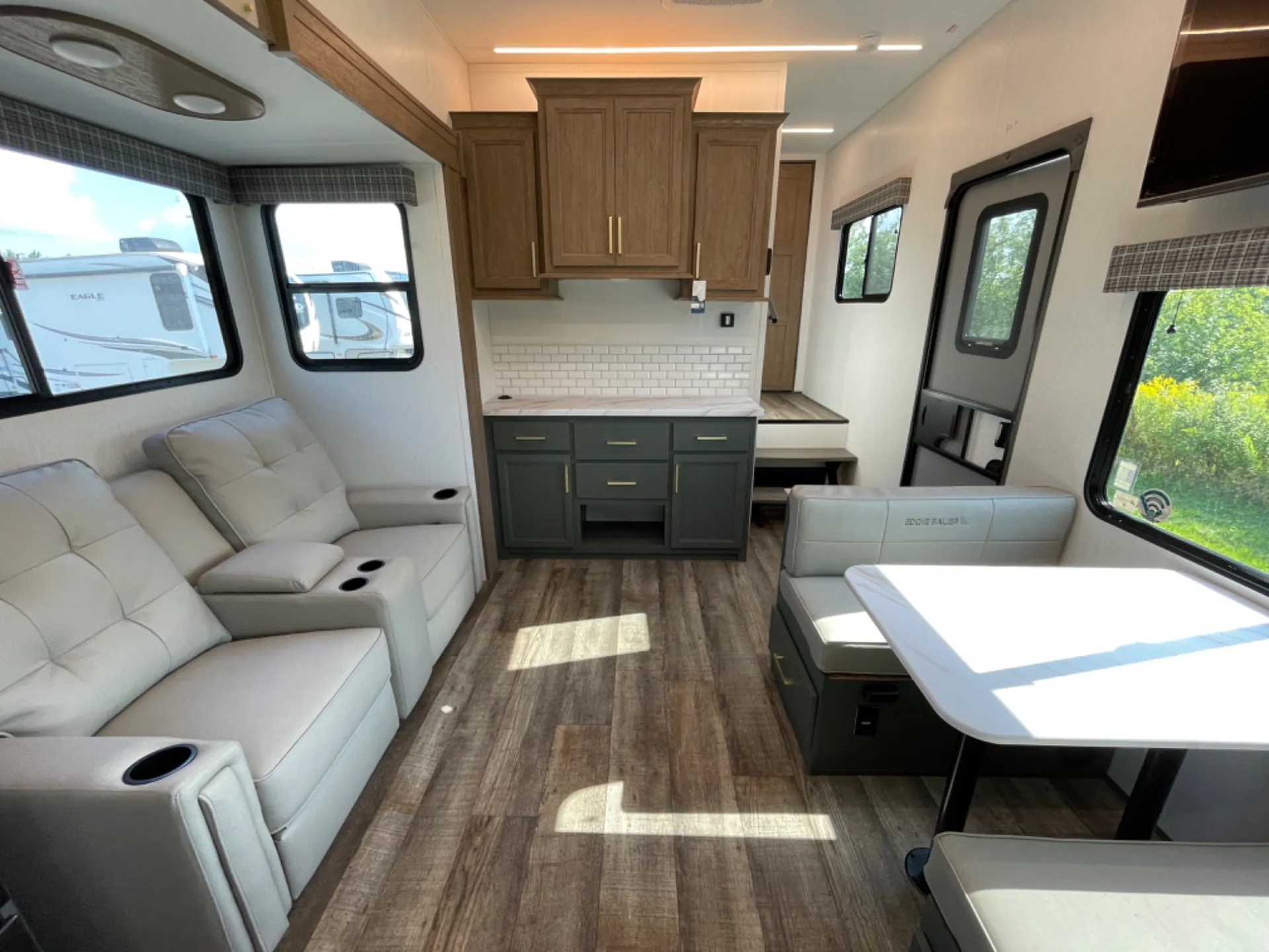 2025 Heartland Eddie Bauer Signature 2500RK - Photo 3