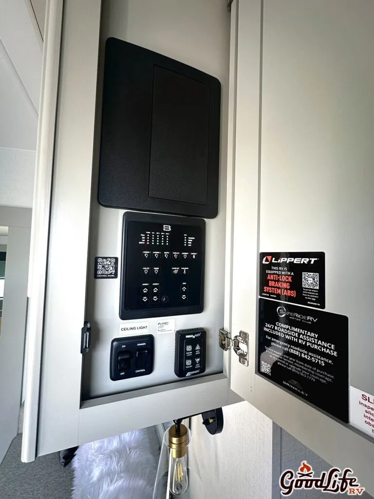 2026 Brinkley Model Z 2810, Photos photo 69