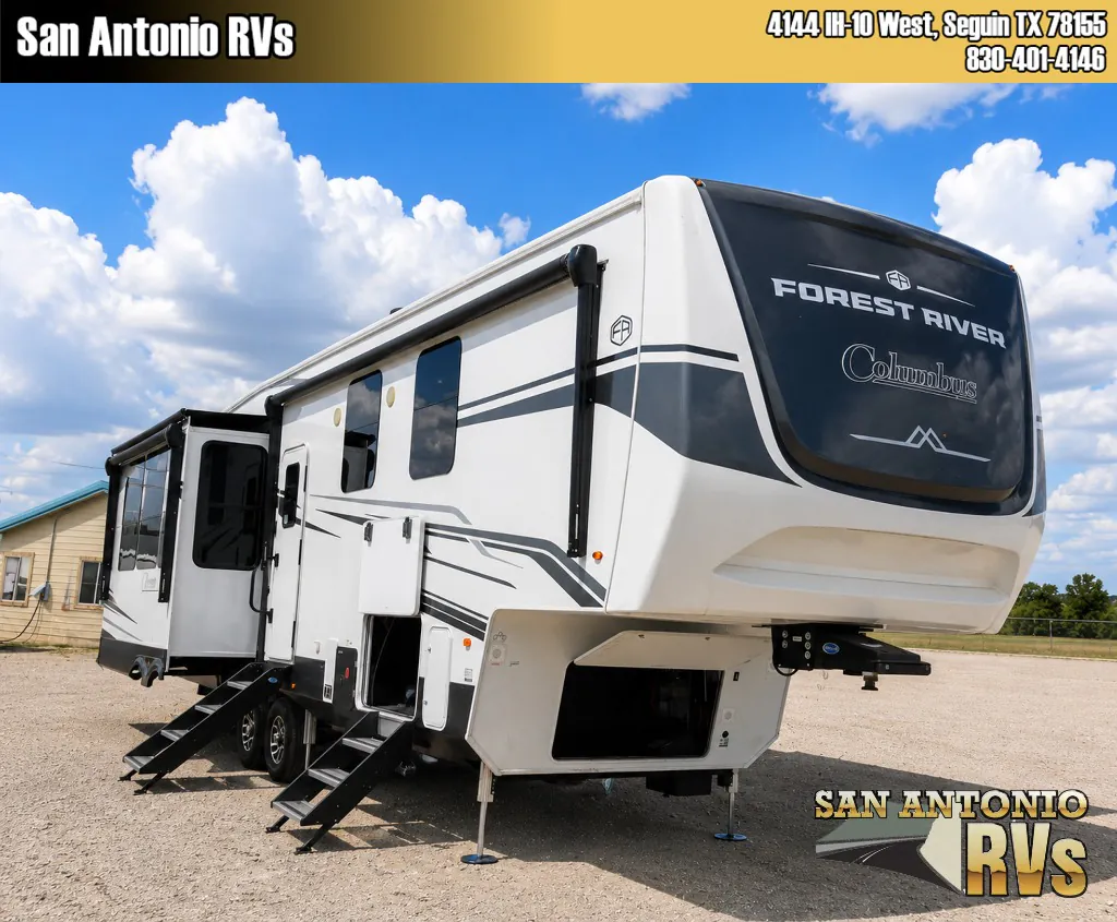 2025 Palomino Columbus 384RKH dealer photo 1 from San Antonio RVs