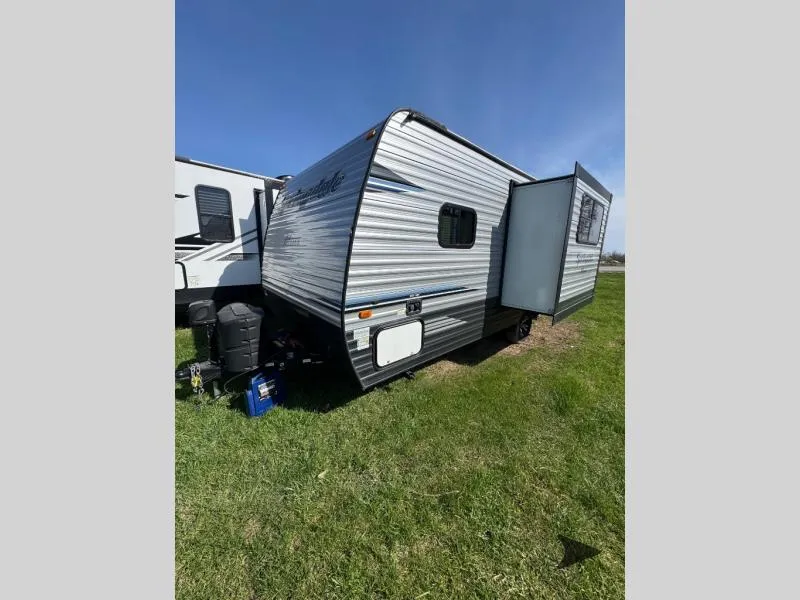 2019 Keystone Springdale 1790FQ - Photo 3